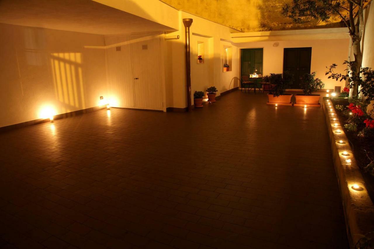 Casa Vacanza L'Alloro 2 Matera Esterno foto