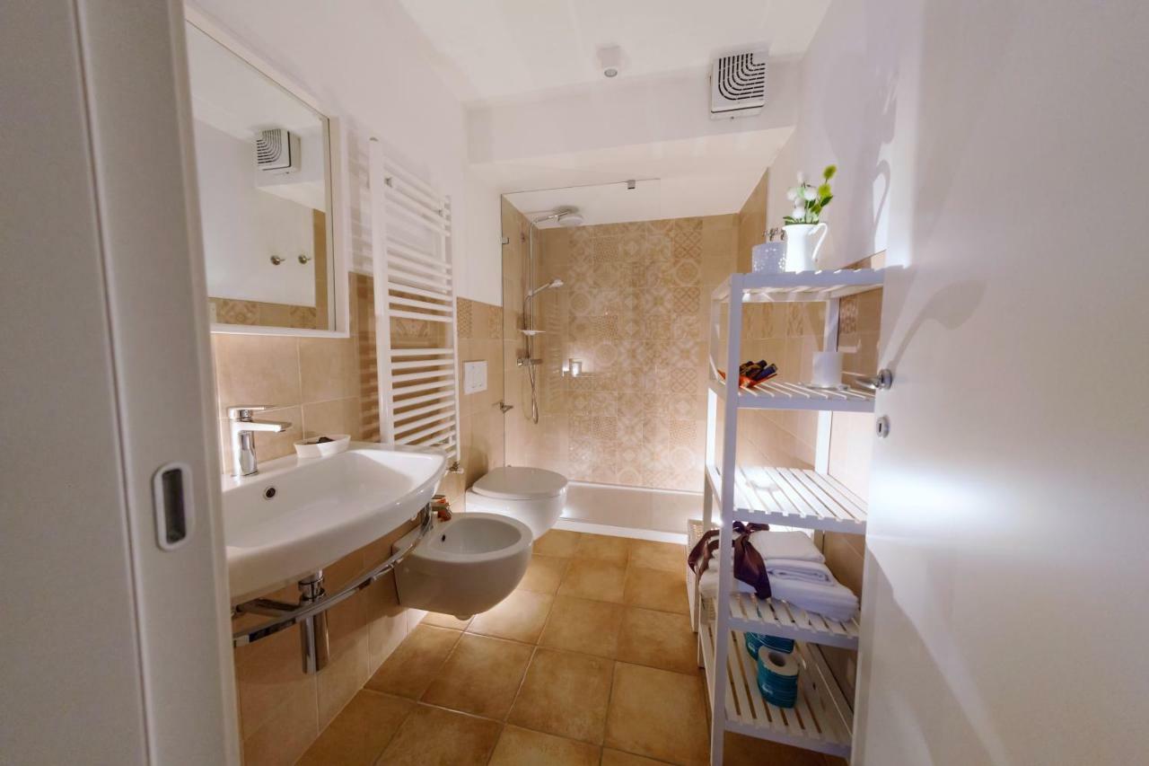 Casa Vacanza L'Alloro 2 Matera Esterno foto