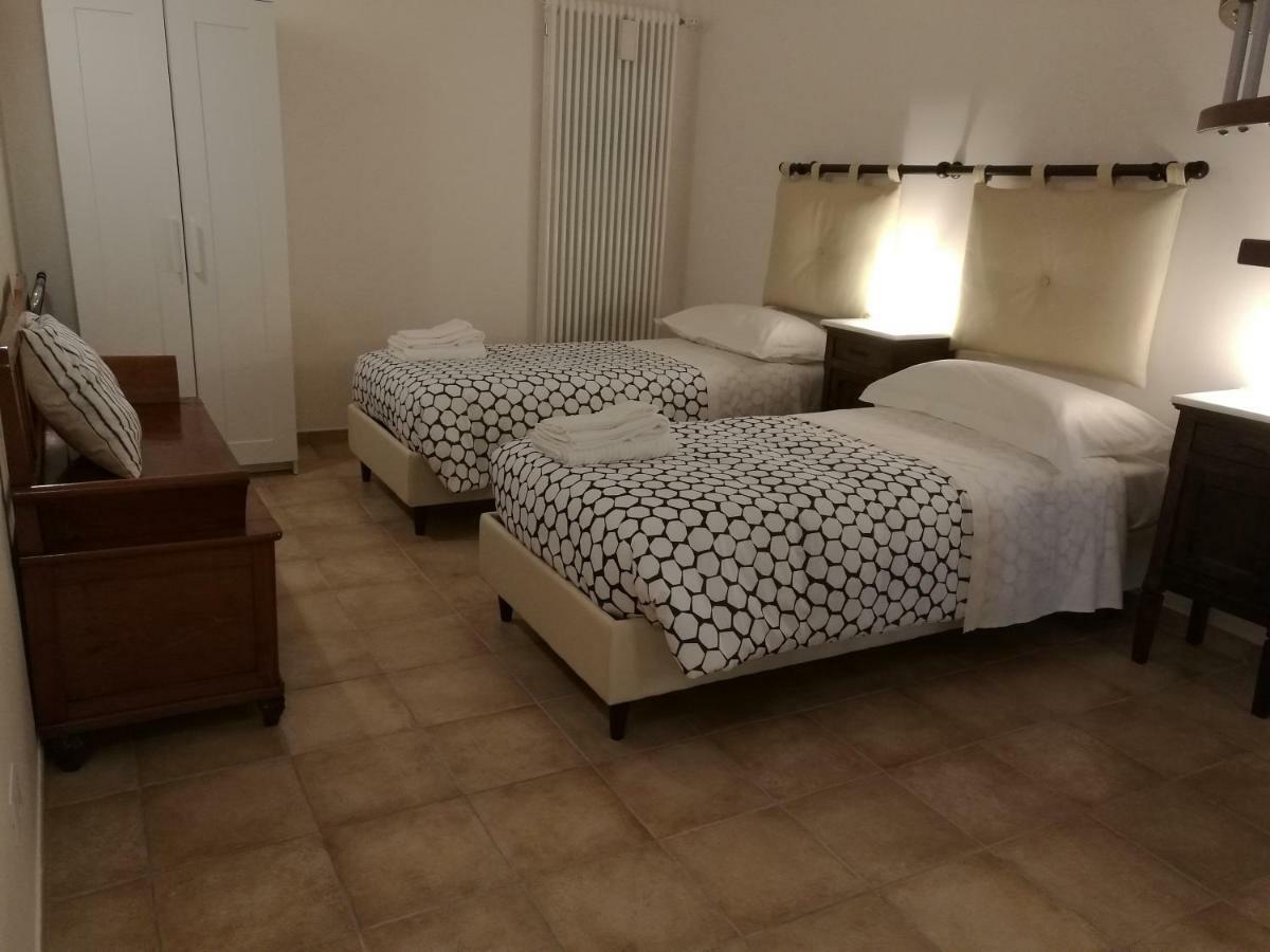 Casa Vacanza L'Alloro 2 Matera Esterno foto